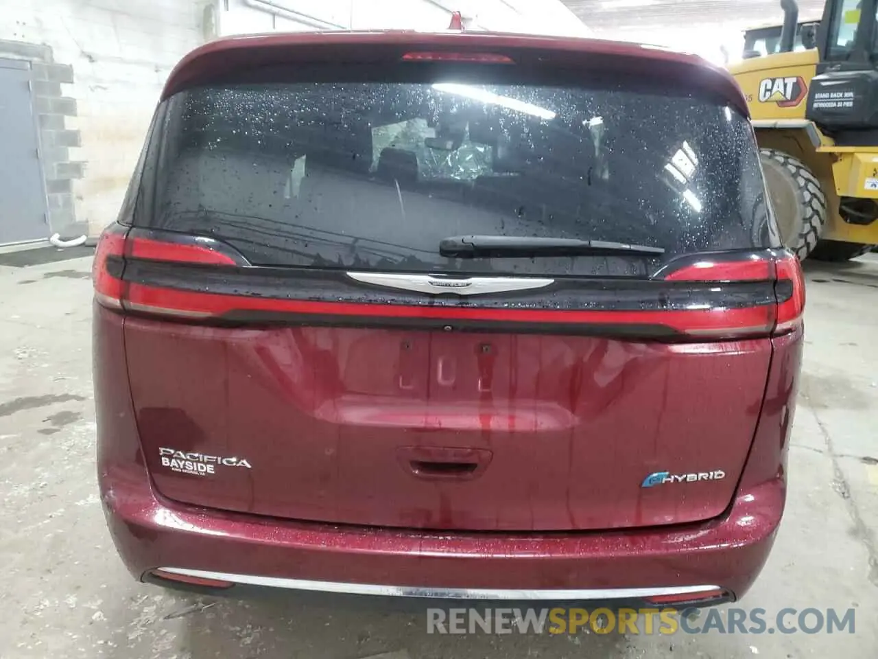 6 Photograph of a damaged car 2C4RC1S70NR183573 CHRYSLER PACIFICA 2022