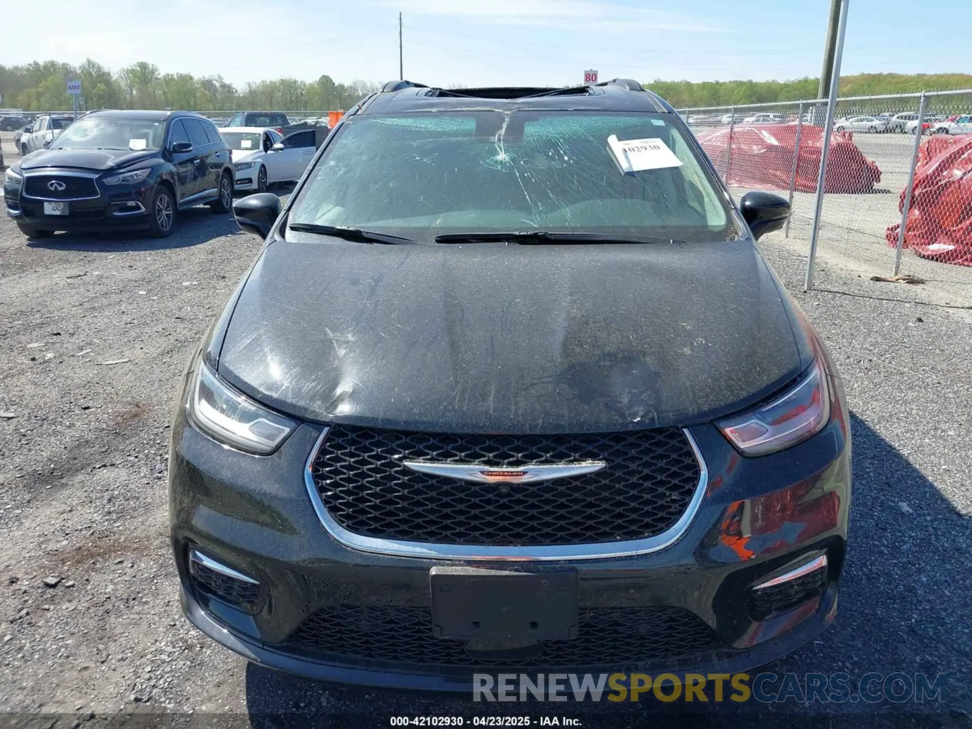 12 Photograph of a damaged car 2C4RC3BG8NR228030 CHRYSLER PACIFICA 2022