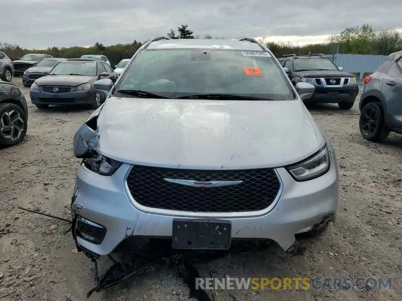 5 Photograph of a damaged car 2C4RC3BG9NR161471 CHRYSLER PACIFICA 2022