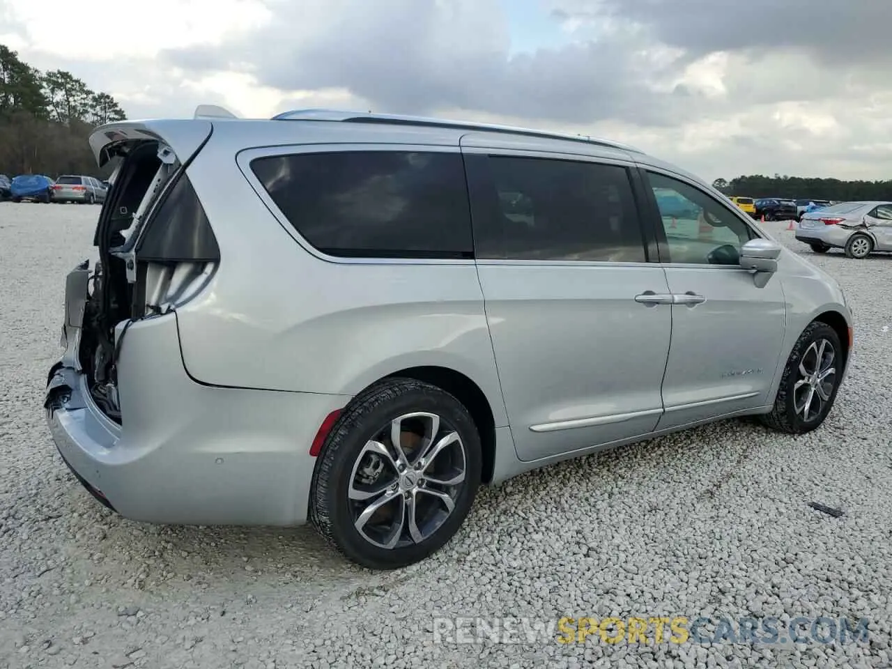 3 Photograph of a damaged car 2C4RC3PG3NR203089 CHRYSLER PACIFICA 2022