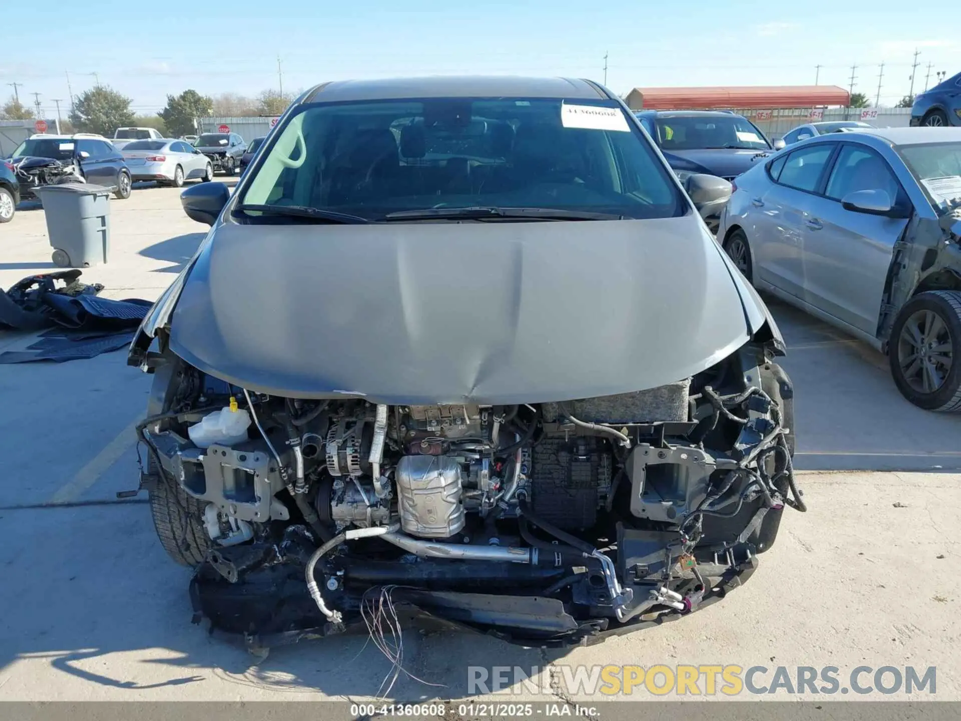 13 Photograph of a damaged car 2C4RC1BG0PR506880 CHRYSLER PACIFICA 2023