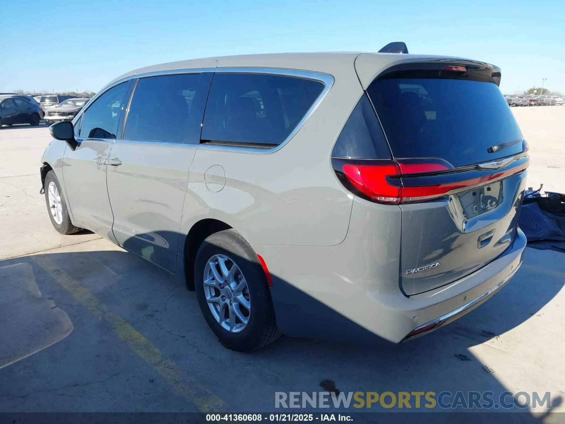 3 Photograph of a damaged car 2C4RC1BG0PR506880 CHRYSLER PACIFICA 2023