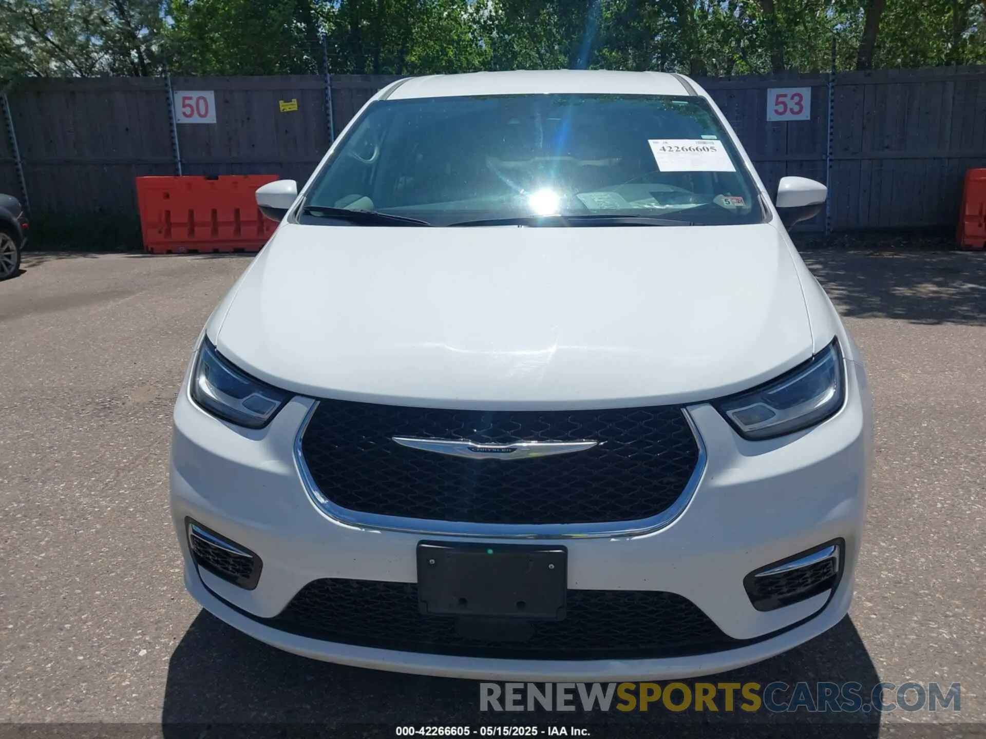 12 Photograph of a damaged car 2C4RC1BG0PR536493 CHRYSLER PACIFICA 2023