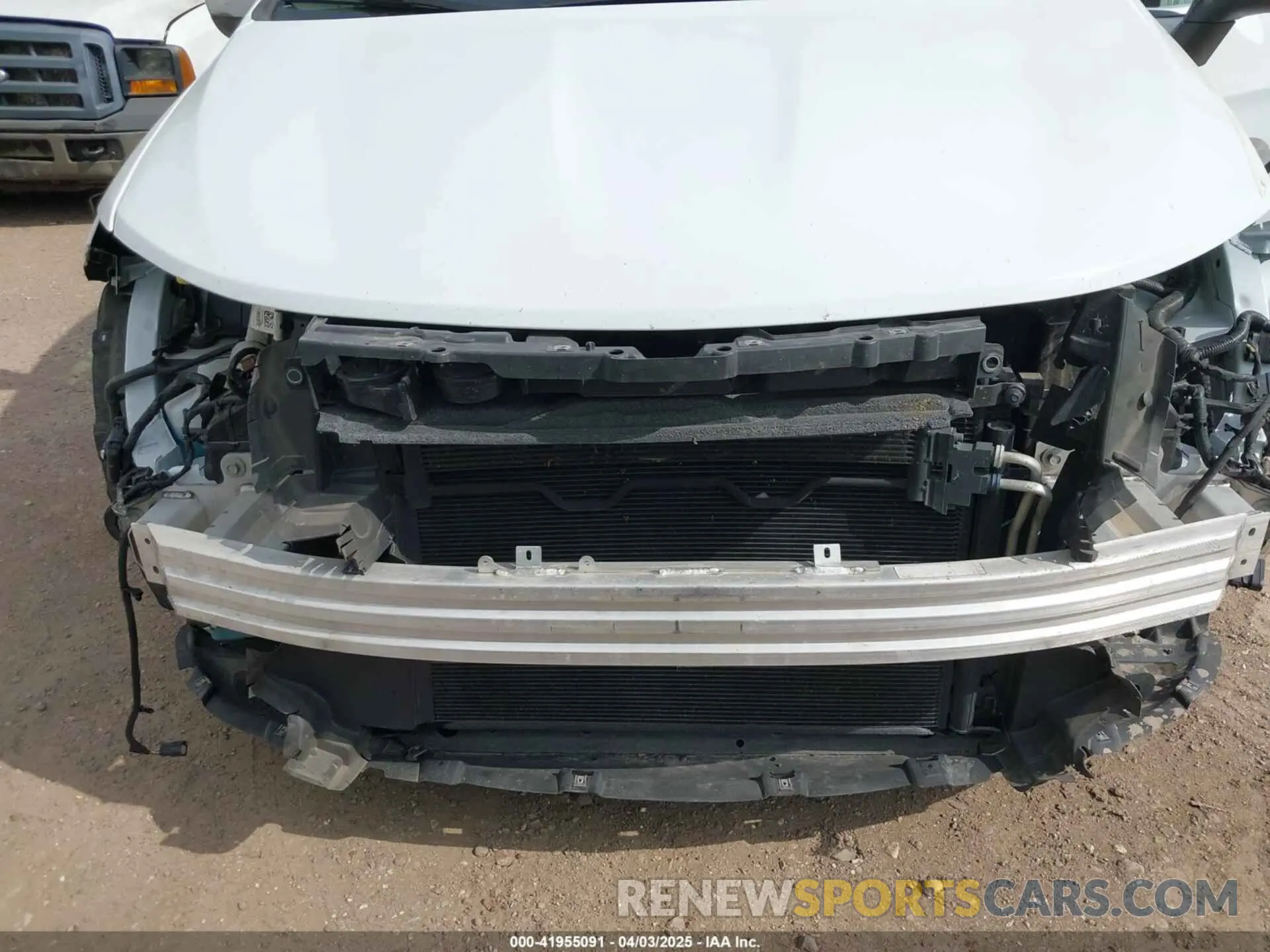 6 Photograph of a damaged car 2C4RC1BG0PR578095 CHRYSLER PACIFICA 2023