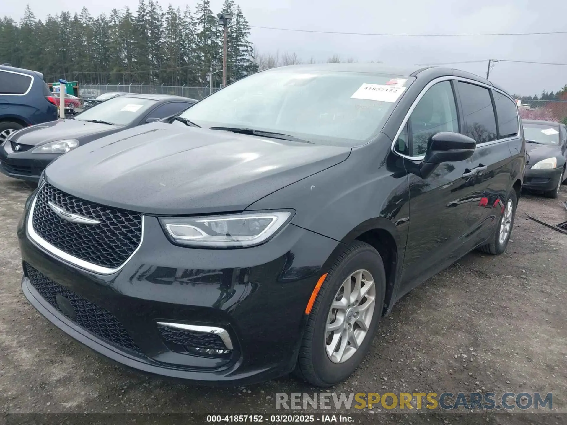 2 Photograph of a damaged car 2C4RC1BG0PR625237 CHRYSLER PACIFICA 2023