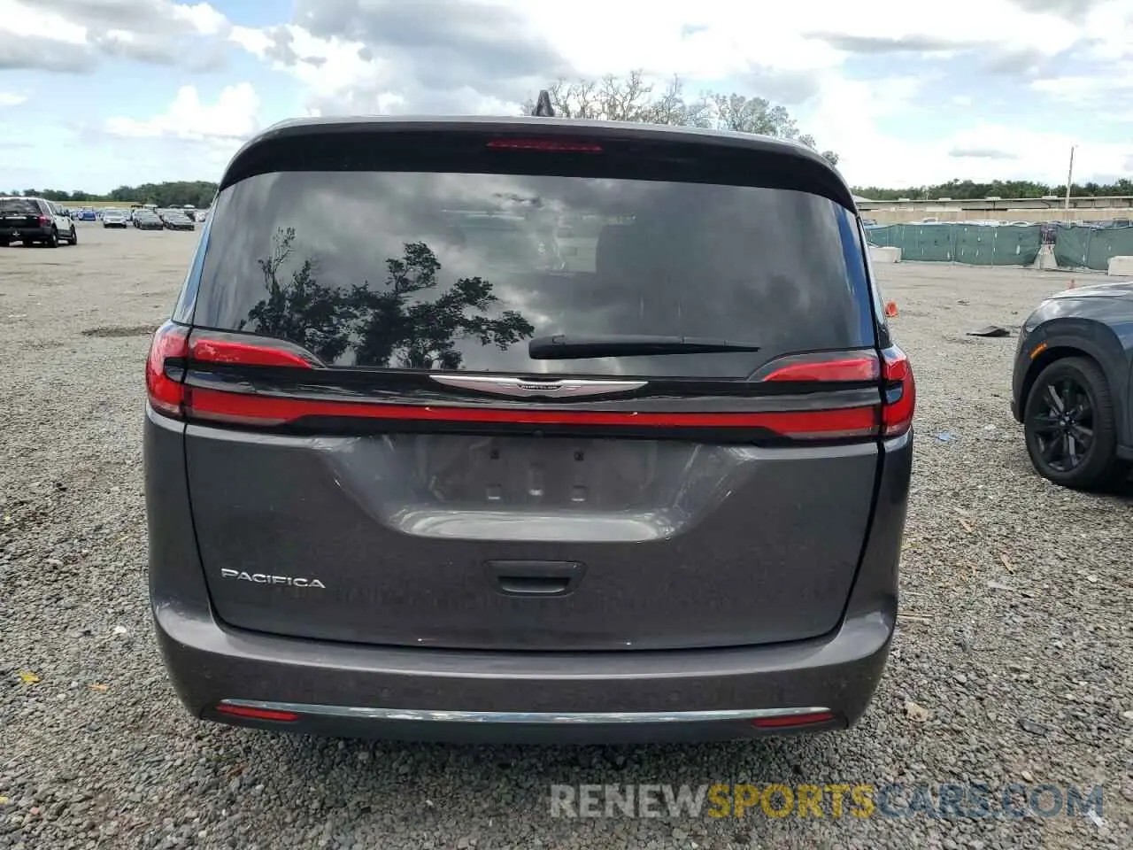 6 Photograph of a damaged car 2C4RC1BG1PR531092 CHRYSLER PACIFICA 2023