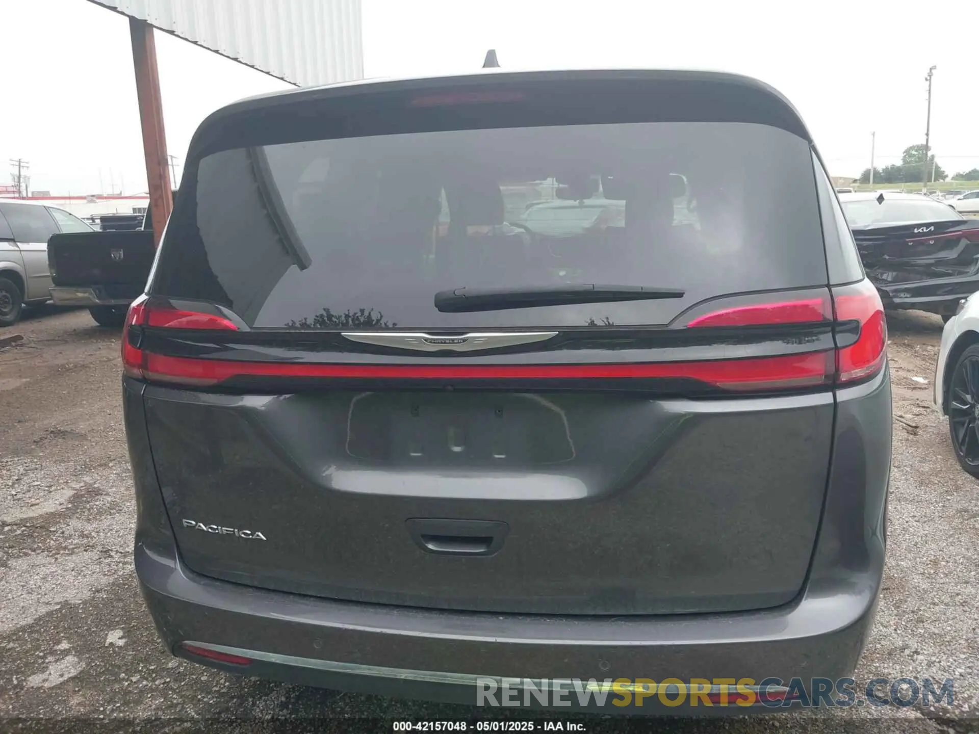 16 Photograph of a damaged car 2C4RC1BG1PR547261 CHRYSLER PACIFICA 2023