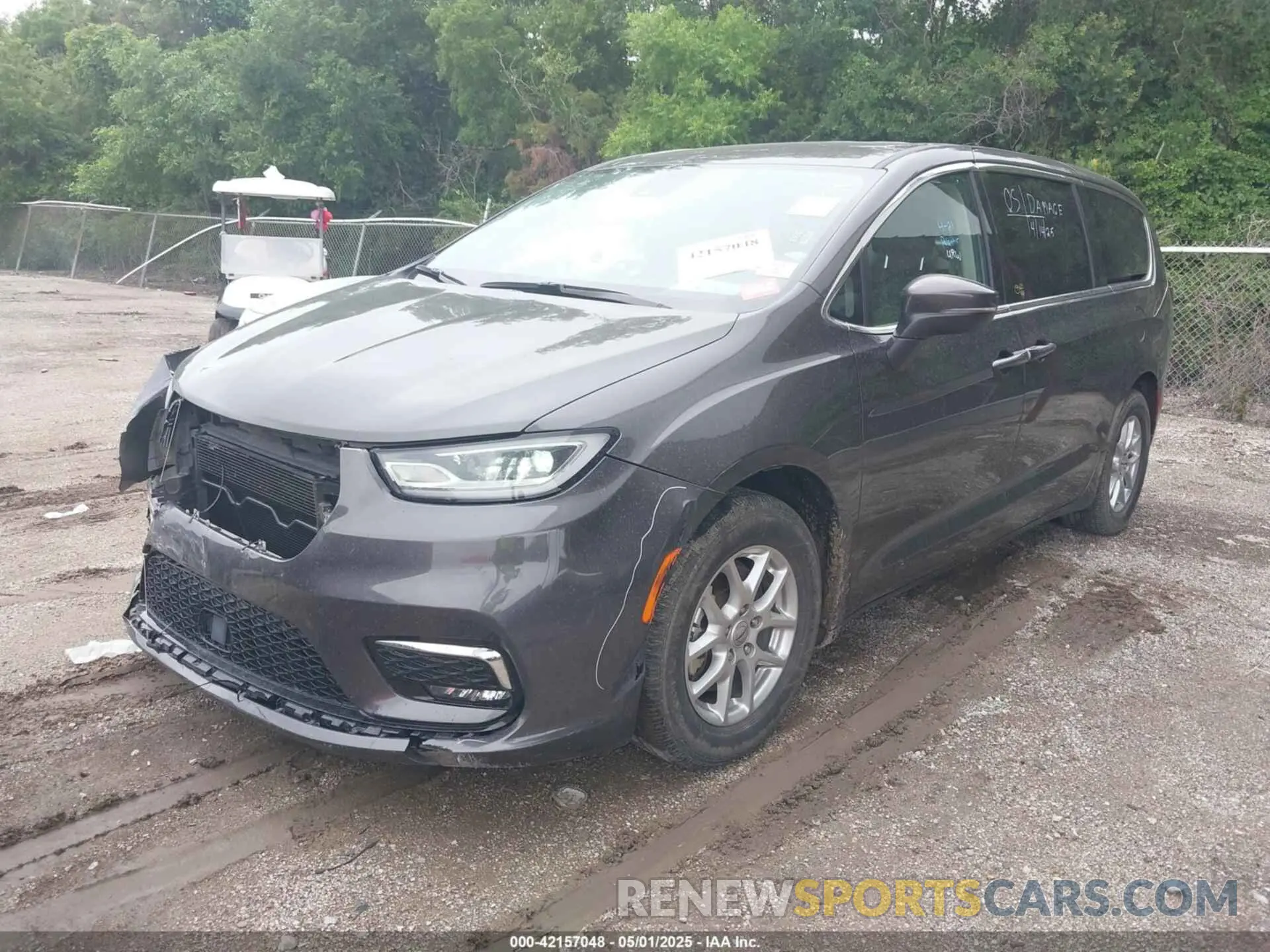 2 Photograph of a damaged car 2C4RC1BG1PR547261 CHRYSLER PACIFICA 2023