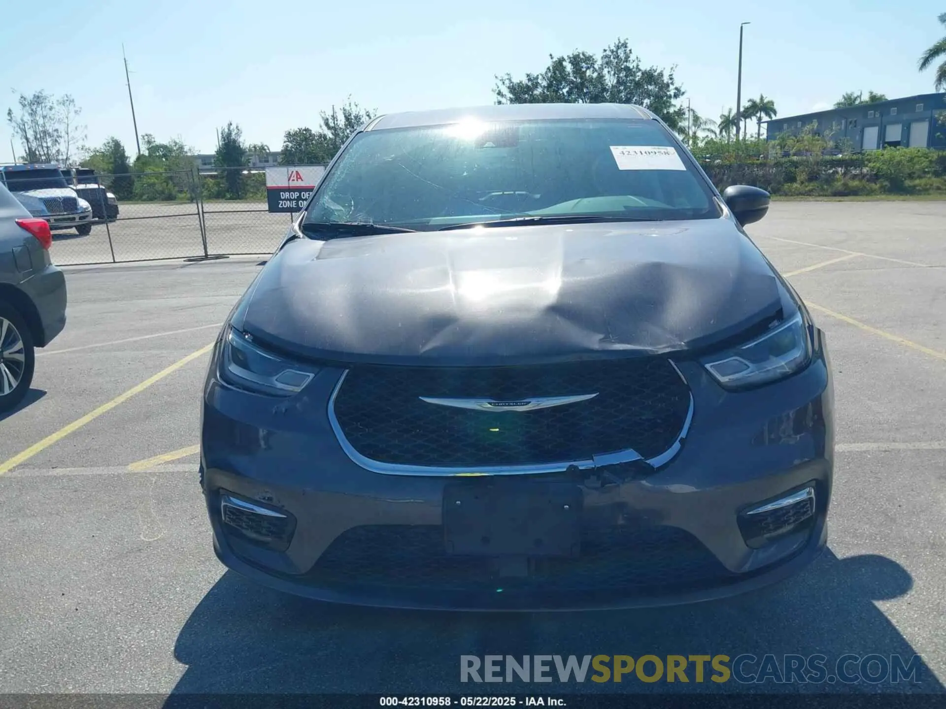 12 Photograph of a damaged car 2C4RC1BG1PR587193 CHRYSLER PACIFICA 2023