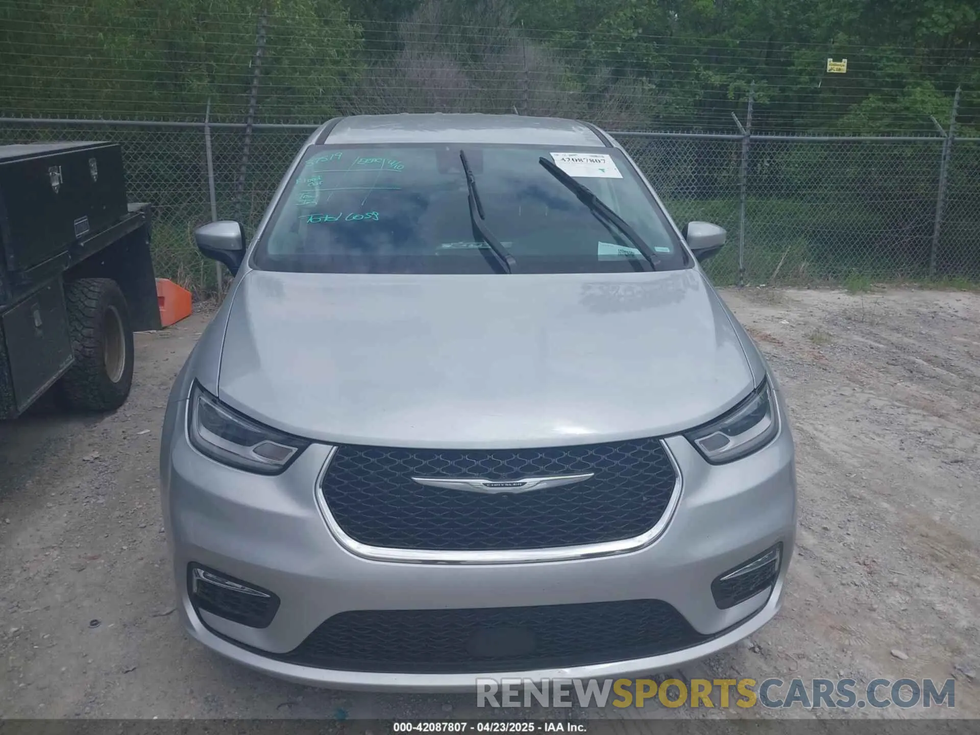 12 Photograph of a damaged car 2C4RC1BG1PR620094 CHRYSLER PACIFICA 2023