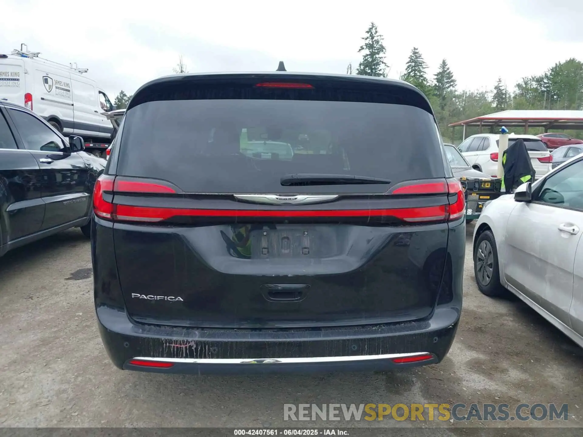16 Photograph of a damaged car 2C4RC1BG2PR534793 CHRYSLER PACIFICA 2023