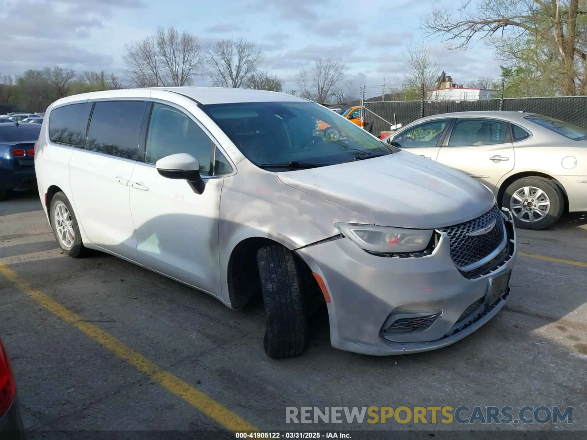 13 Photograph of a damaged car 2C4RC1BG2PR559838 CHRYSLER PACIFICA 2023