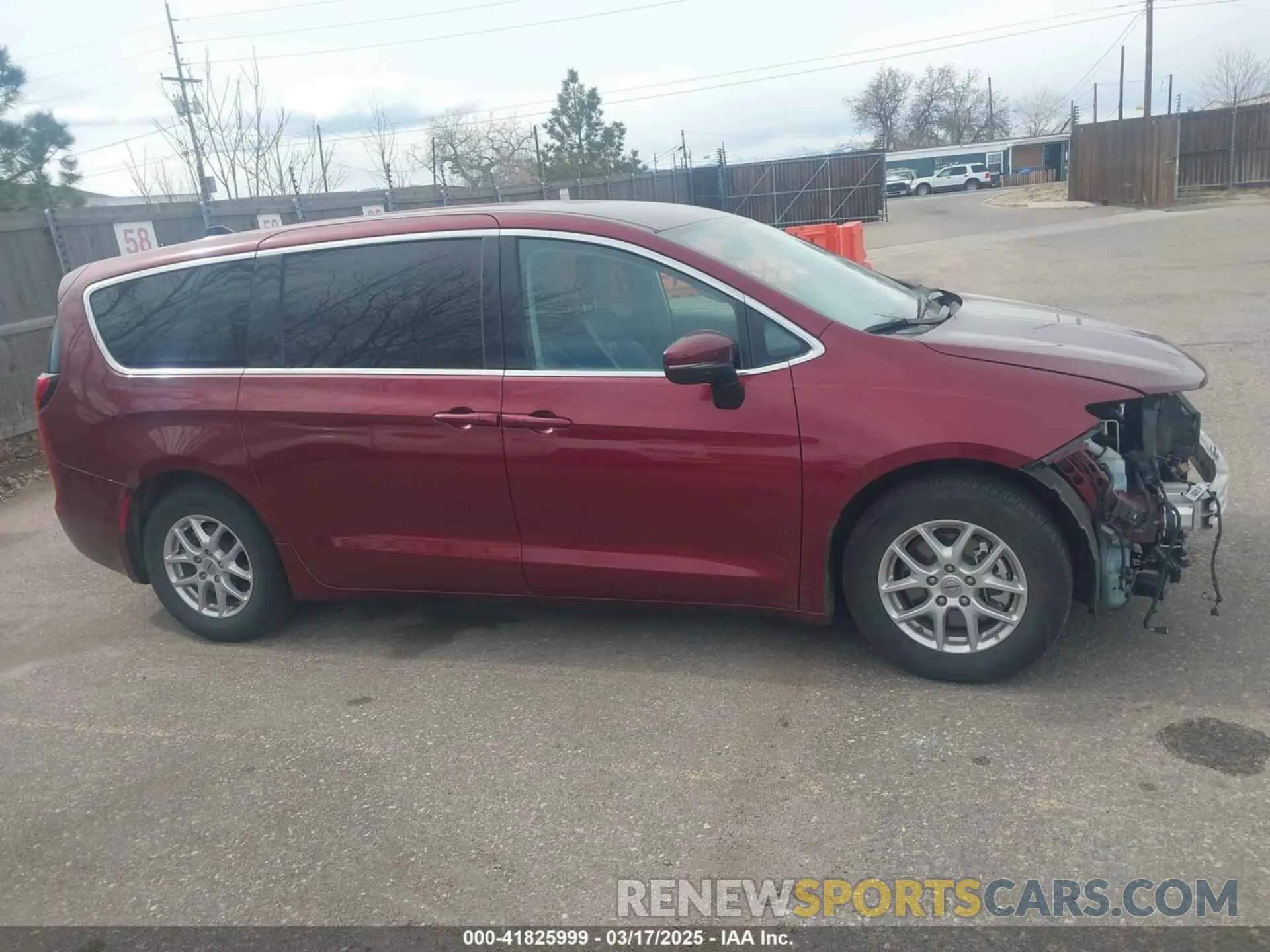 14 Photograph of a damaged car 2C4RC1BG2PR566692 CHRYSLER PACIFICA 2023