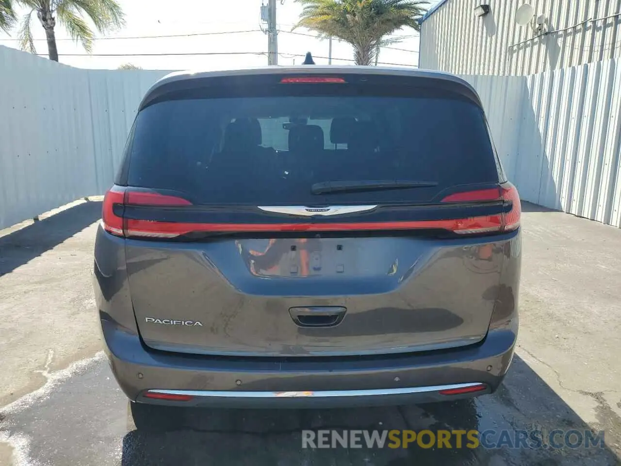 6 Photograph of a damaged car 2C4RC1BG2PR601120 CHRYSLER PACIFICA 2023