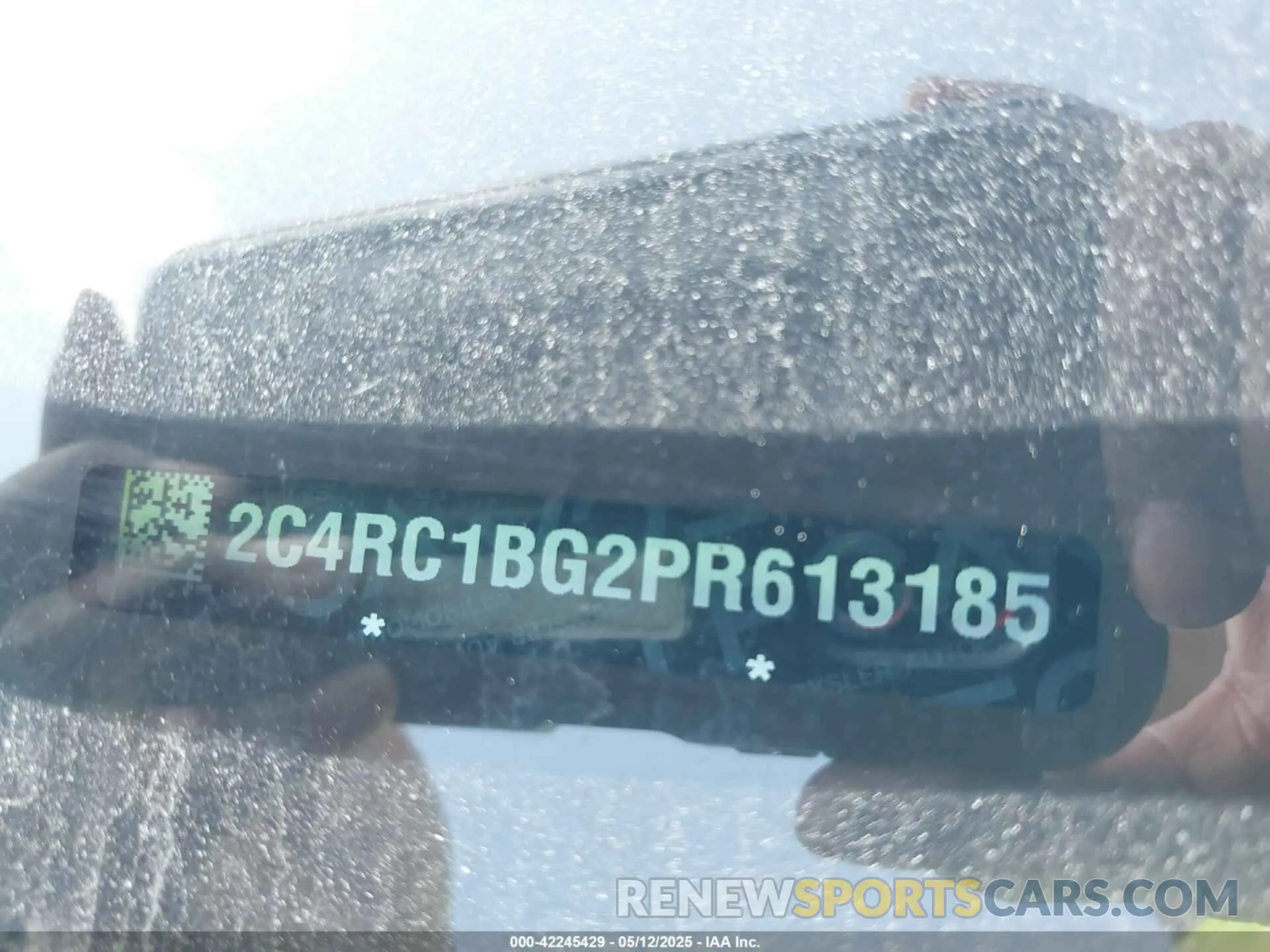 9 Photograph of a damaged car 2C4RC1BG2PR613185 CHRYSLER PACIFICA 2023