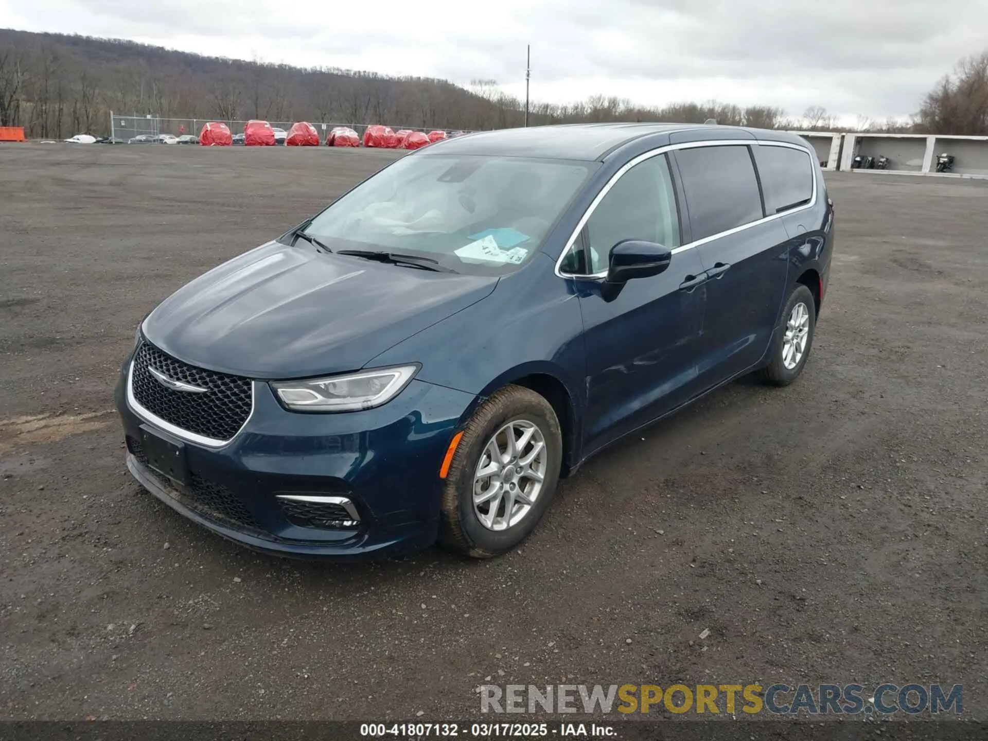 2 Photograph of a damaged car 2C4RC1BG3PR508168 CHRYSLER PACIFICA 2023