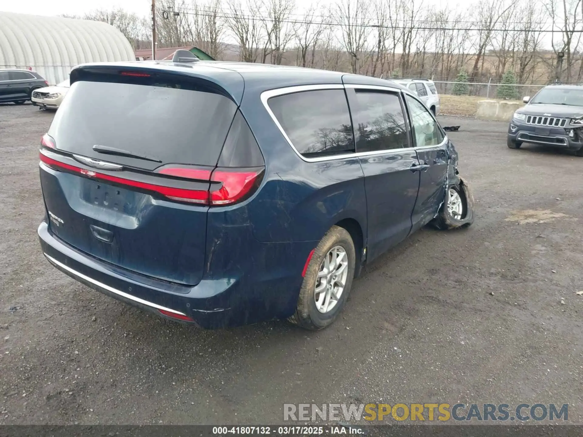 4 Photograph of a damaged car 2C4RC1BG3PR508168 CHRYSLER PACIFICA 2023