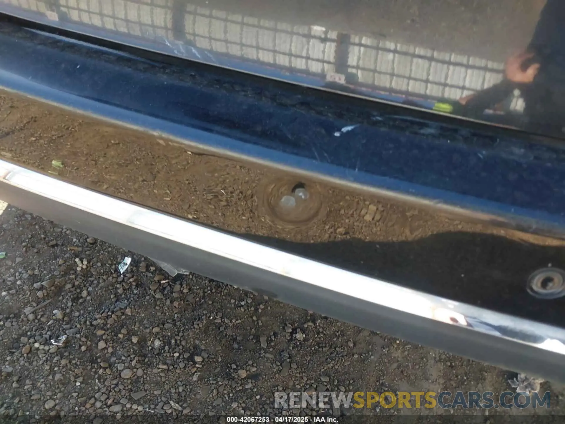 6 Photograph of a damaged car 2C4RC1BG3PR533863 CHRYSLER PACIFICA 2023