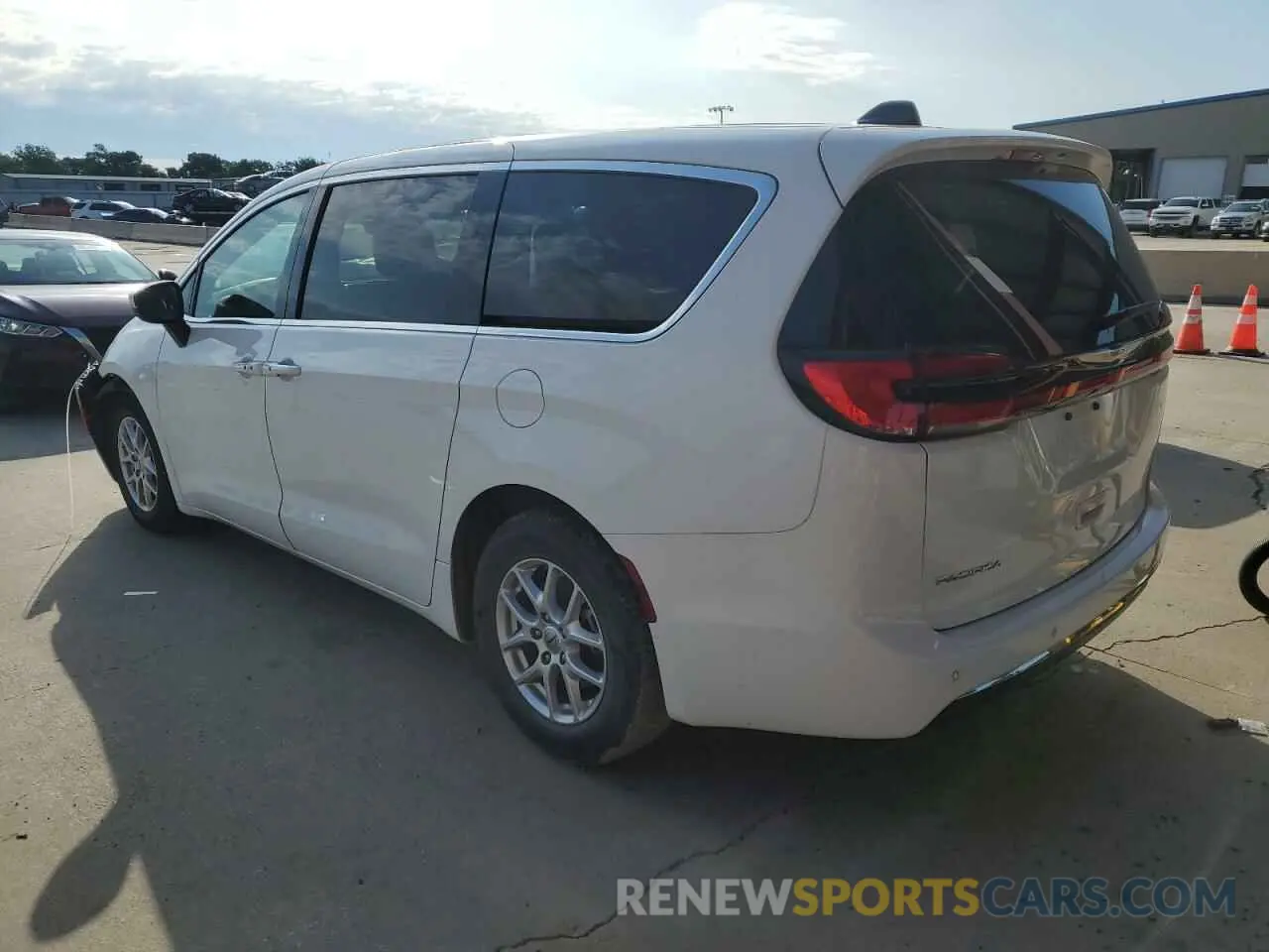 2 Photograph of a damaged car 2C4RC1BG3PR577491 CHRYSLER PACIFICA 2023