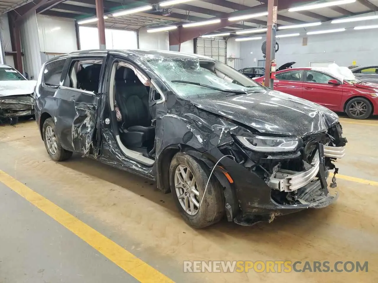 4 Photograph of a damaged car 2C4RC1BG3PR582271 CHRYSLER PACIFICA 2023