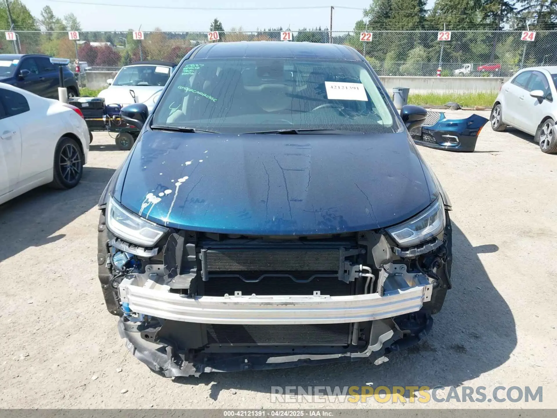 13 Photograph of a damaged car 2C4RC1BG3PR597241 CHRYSLER PACIFICA 2023