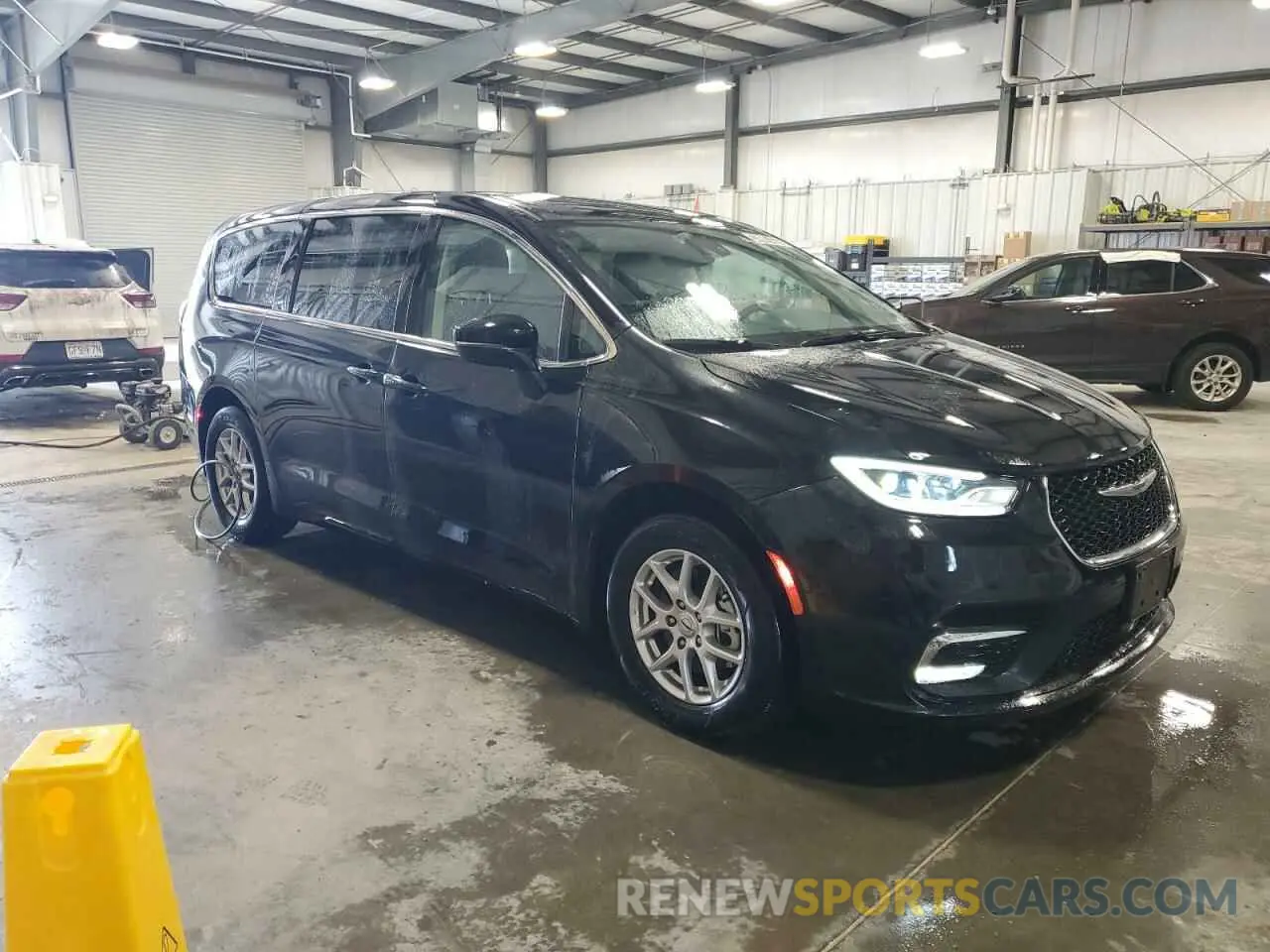 4 Photograph of a damaged car 2C4RC1BG4PR566581 CHRYSLER PACIFICA 2023