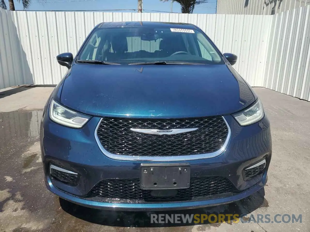 5 Photograph of a damaged car 2C4RC1BG4PR574258 CHRYSLER PACIFICA 2023