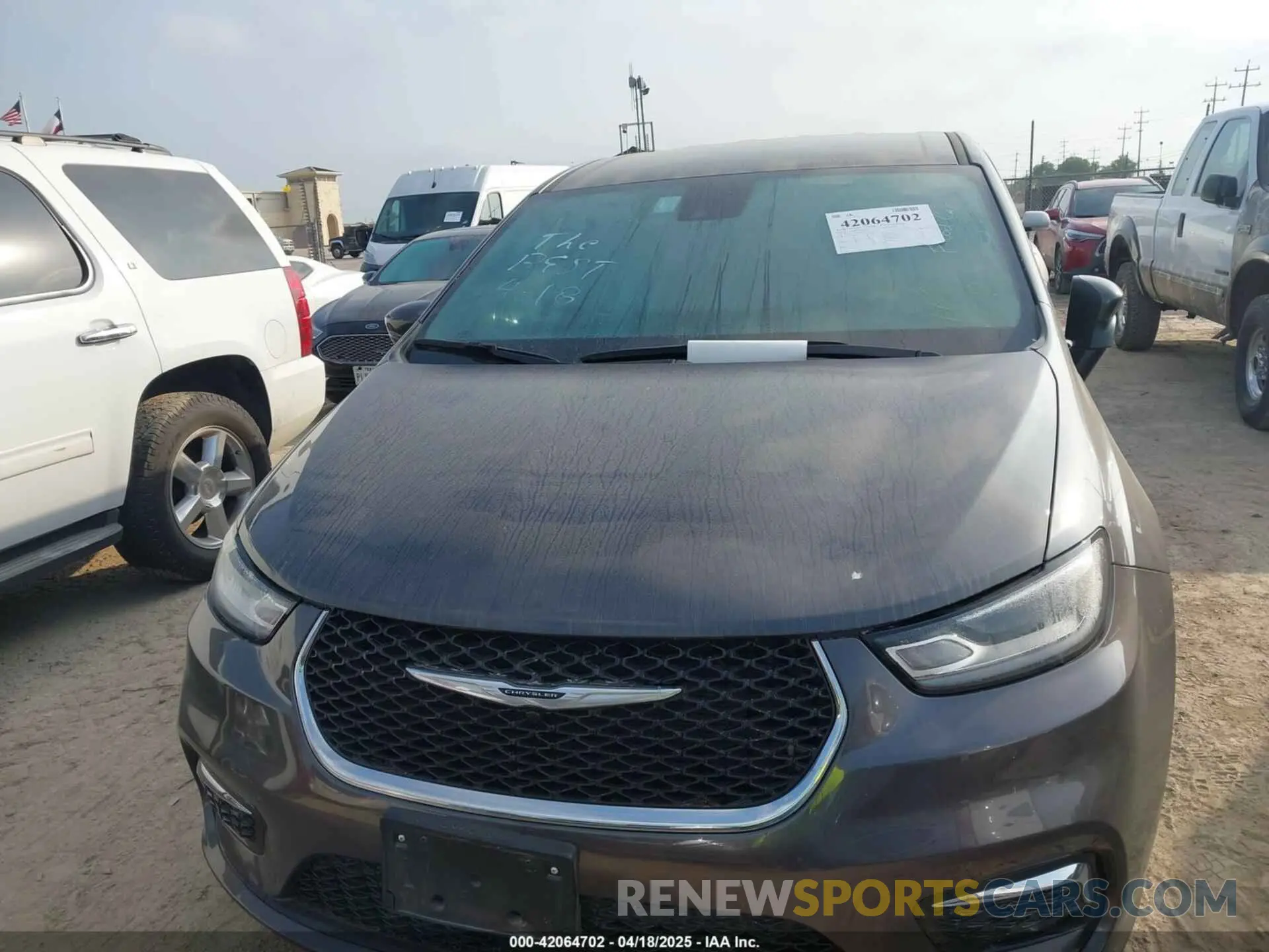 6 Photograph of a damaged car 2C4RC1BG4PR577502 CHRYSLER PACIFICA 2023