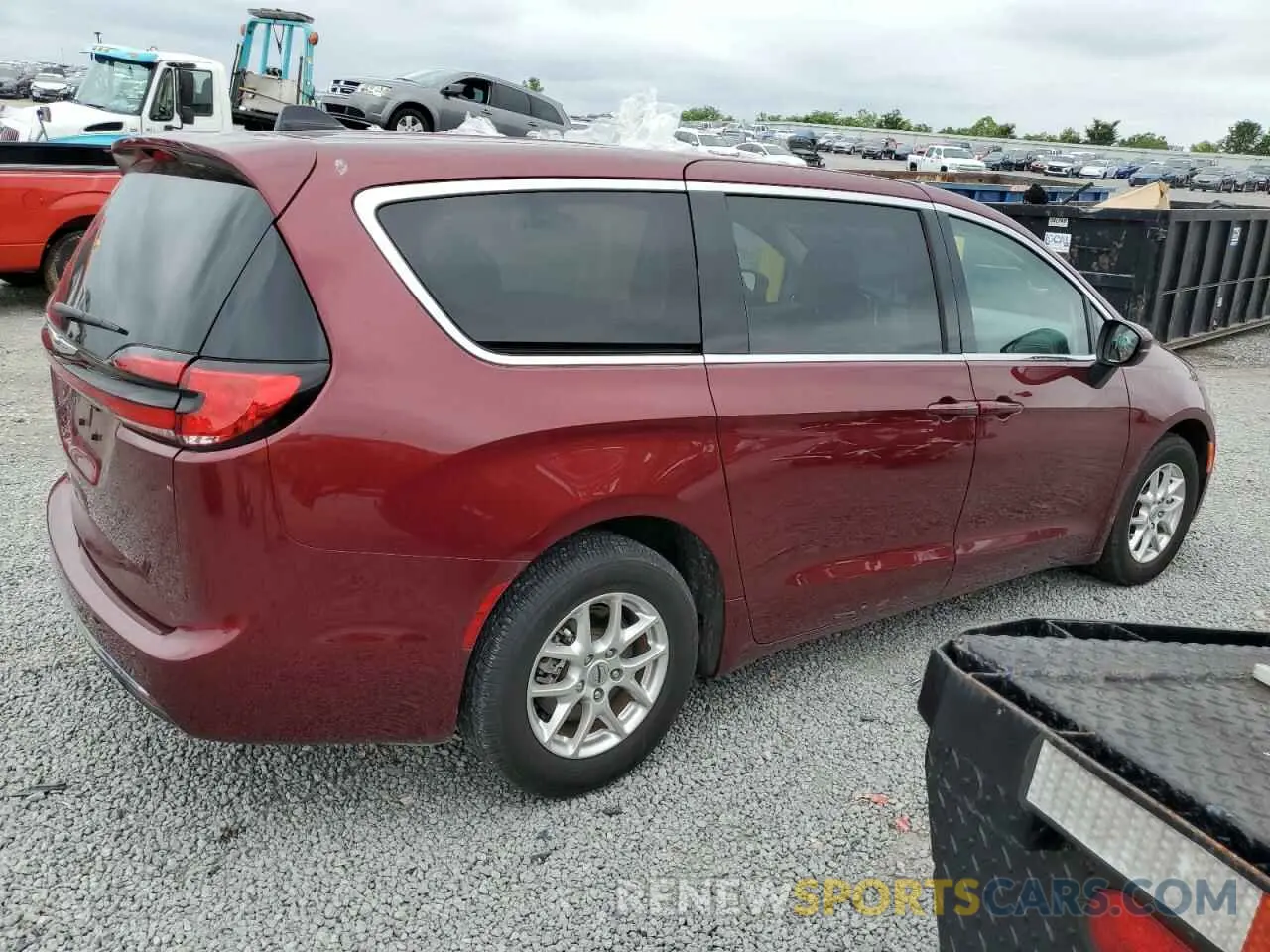 3 Photograph of a damaged car 2C4RC1BG4PR613656 CHRYSLER PACIFICA 2023