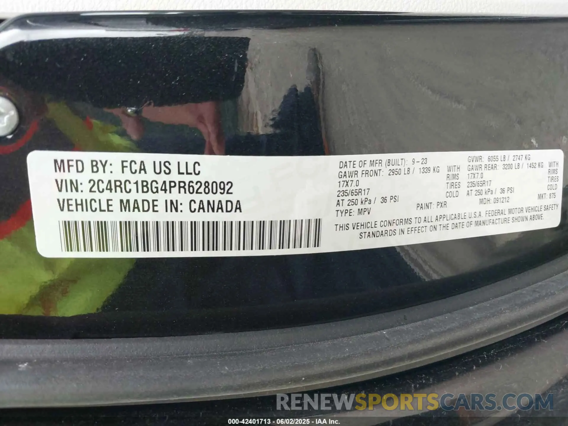 9 Photograph of a damaged car 2C4RC1BG4PR628092 CHRYSLER PACIFICA 2023