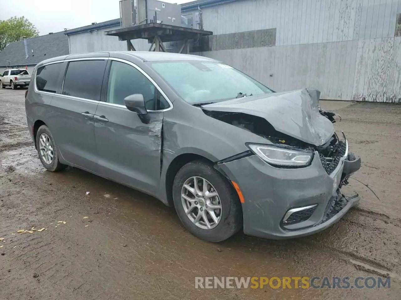 4 Photograph of a damaged car 2C4RC1BG5PR509080 CHRYSLER PACIFICA 2023