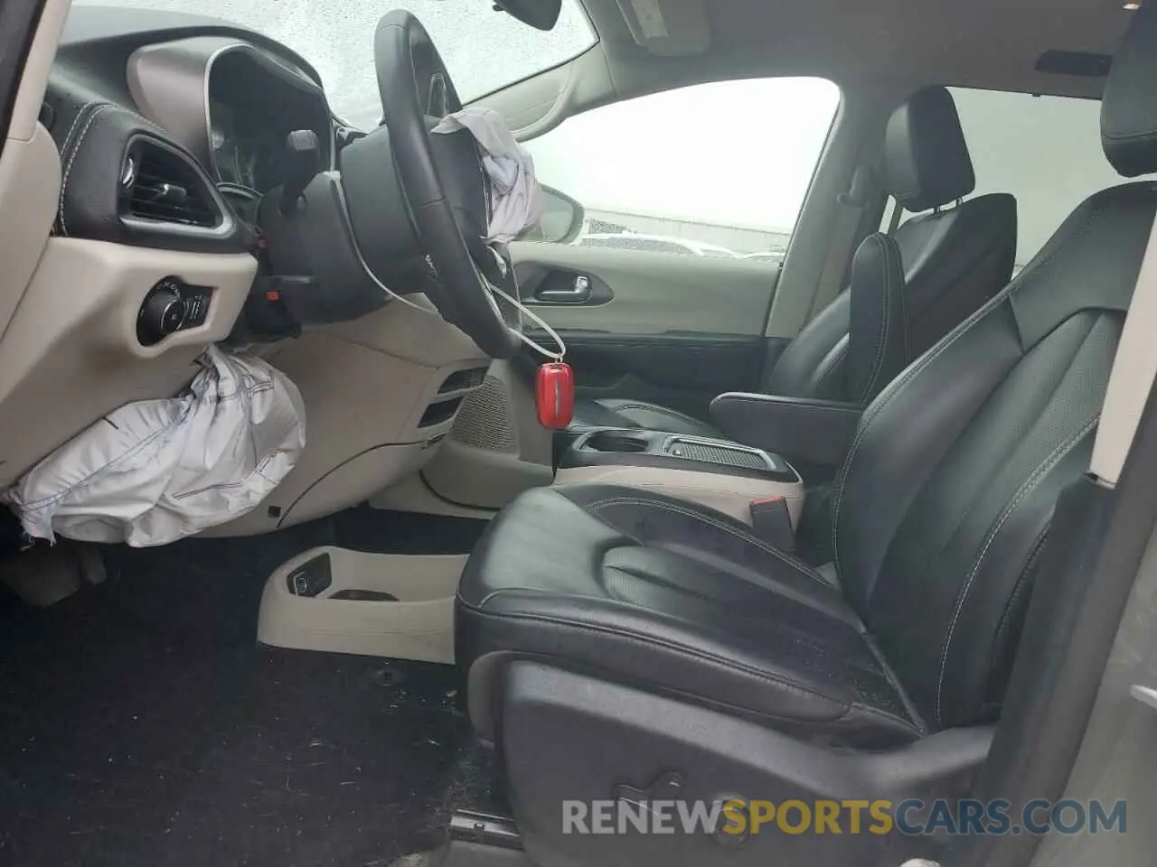 7 Photograph of a damaged car 2C4RC1BG5PR509080 CHRYSLER PACIFICA 2023