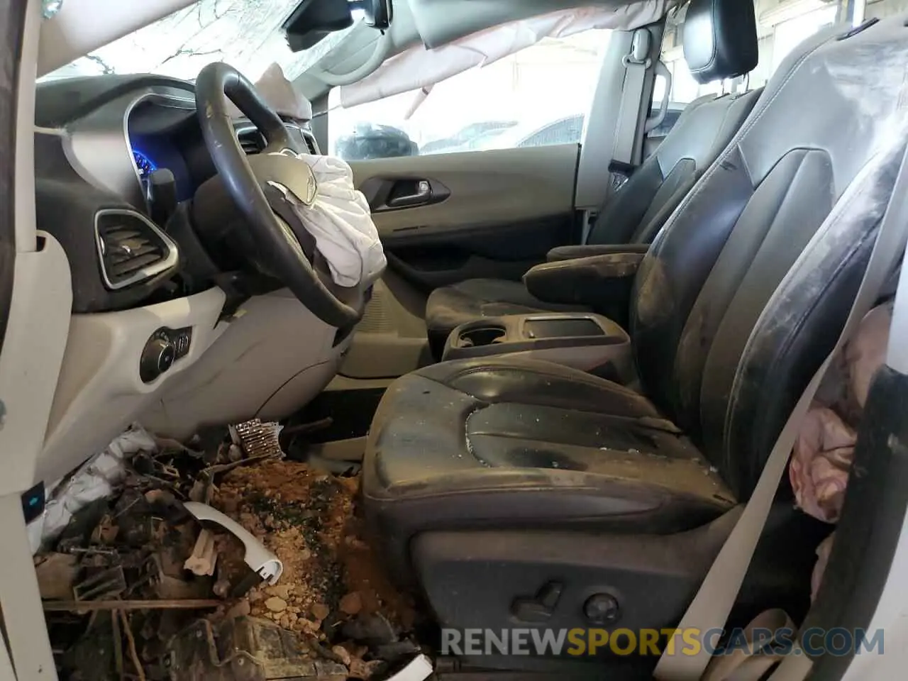 7 Photograph of a damaged car 2C4RC1BG5PR532391 CHRYSLER PACIFICA 2023
