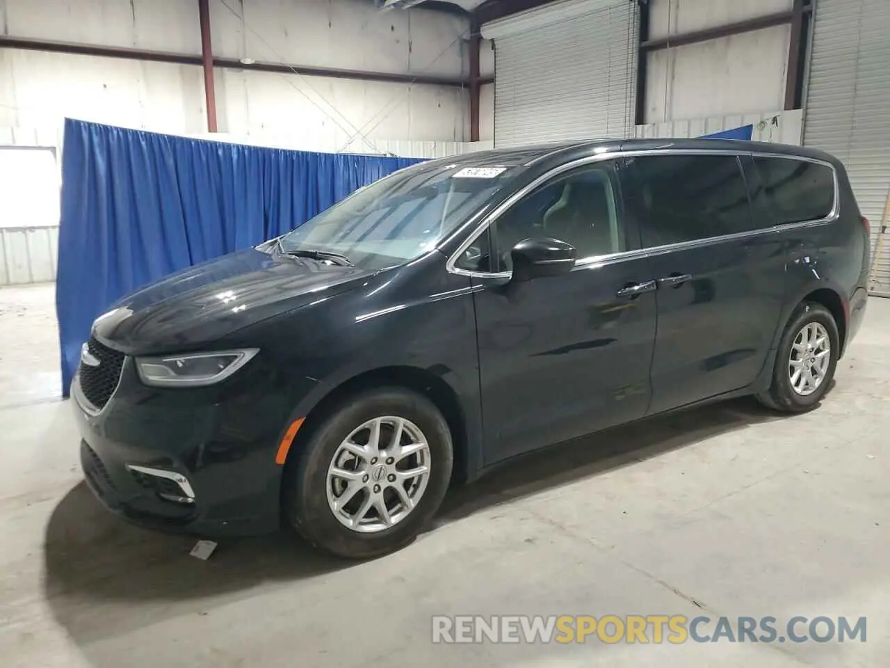 1 Photograph of a damaged car 2C4RC1BG5PR552768 CHRYSLER PACIFICA 2023
