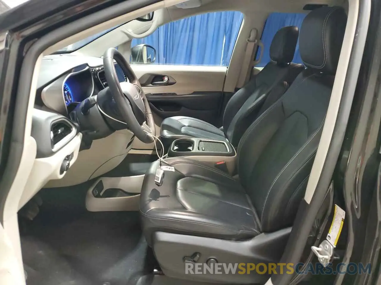 7 Photograph of a damaged car 2C4RC1BG5PR552768 CHRYSLER PACIFICA 2023