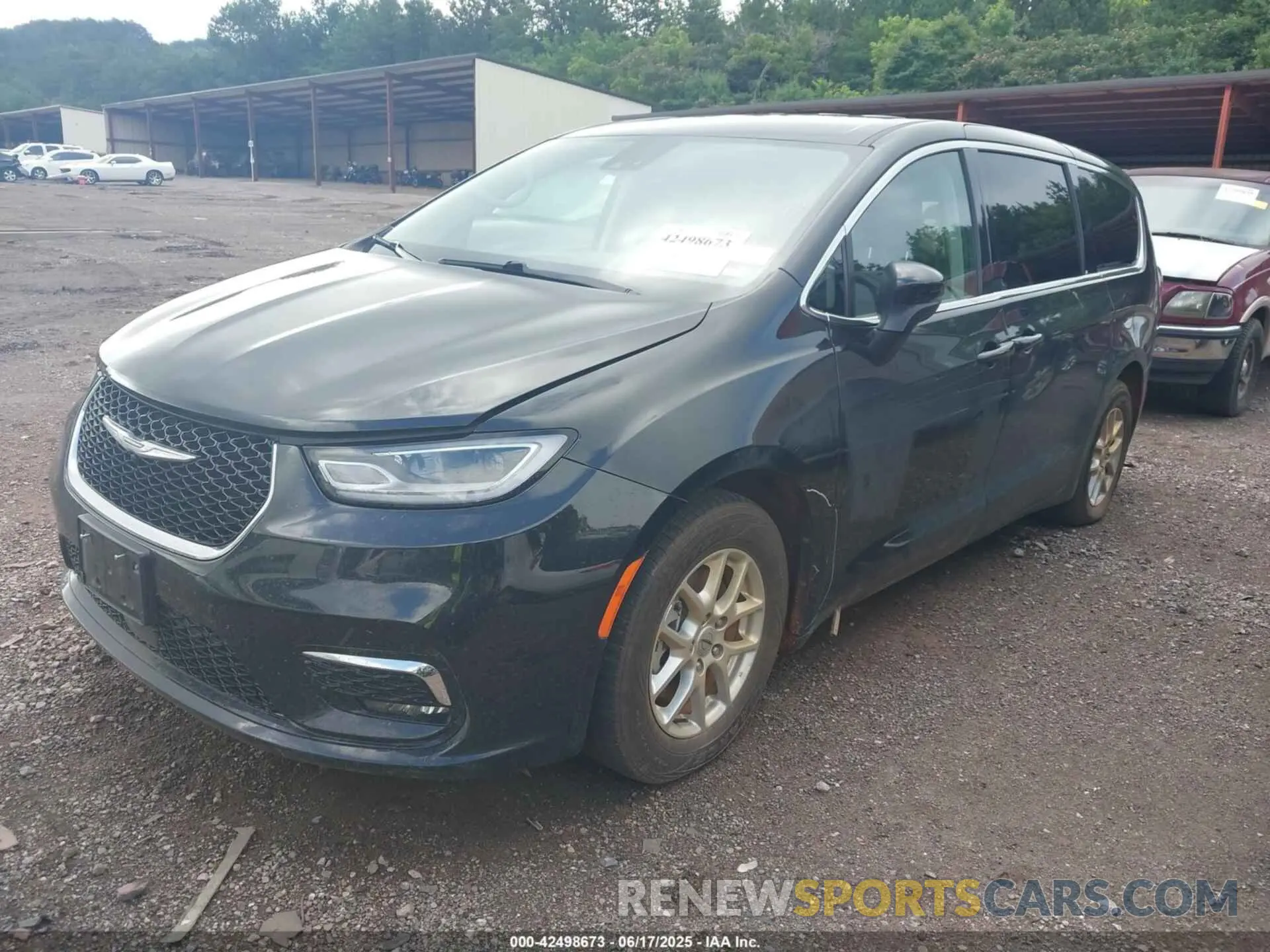 2 Photograph of a damaged car 2C4RC1BG5PR560126 CHRYSLER PACIFICA 2023