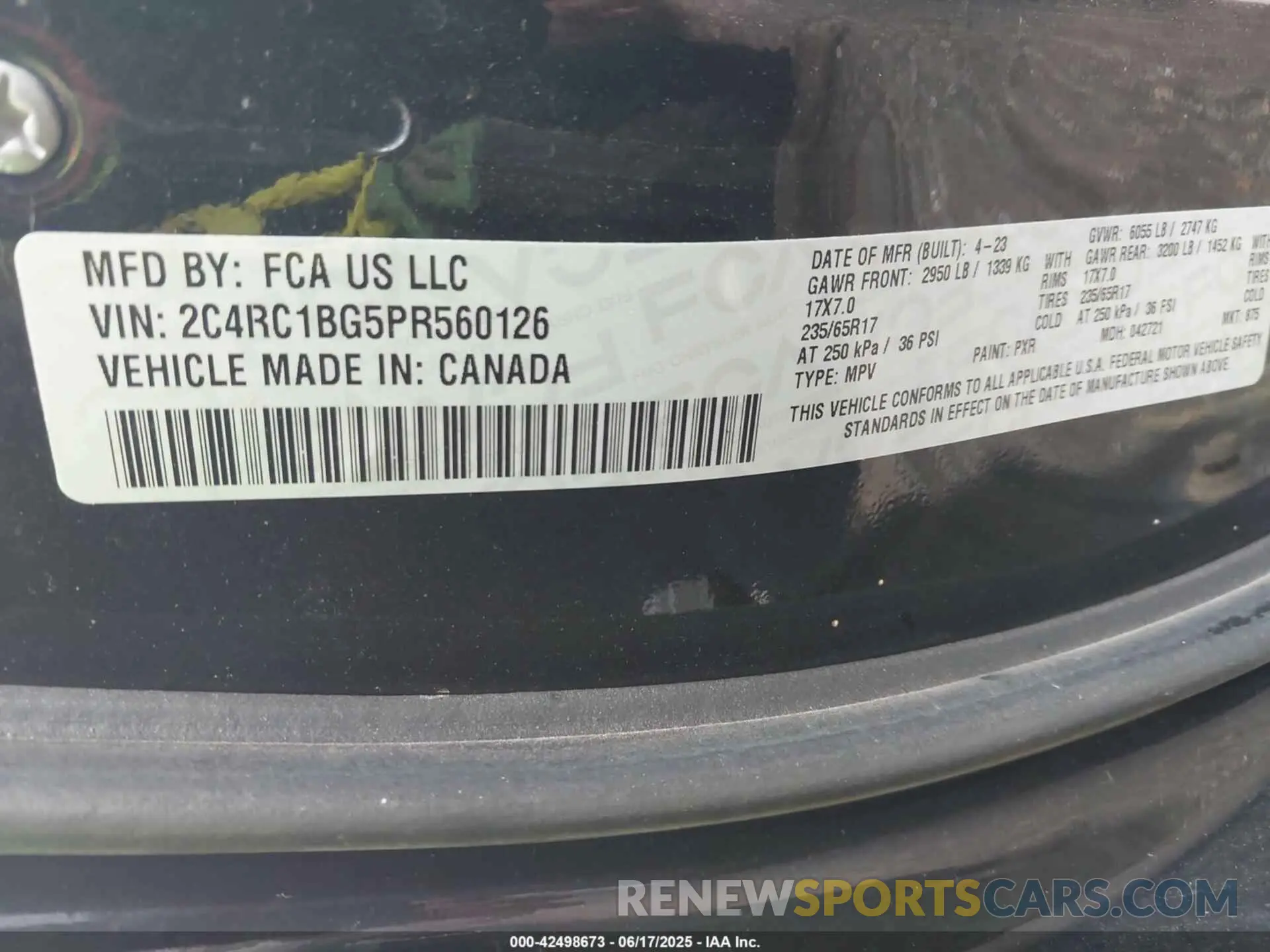 9 Photograph of a damaged car 2C4RC1BG5PR560126 CHRYSLER PACIFICA 2023
