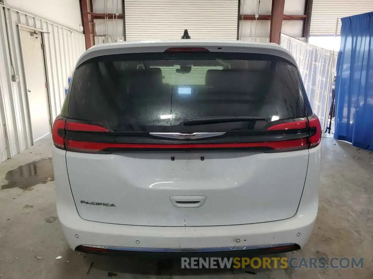 6 Photograph of a damaged car 2C4RC1BG5PR571353 CHRYSLER PACIFICA 2023