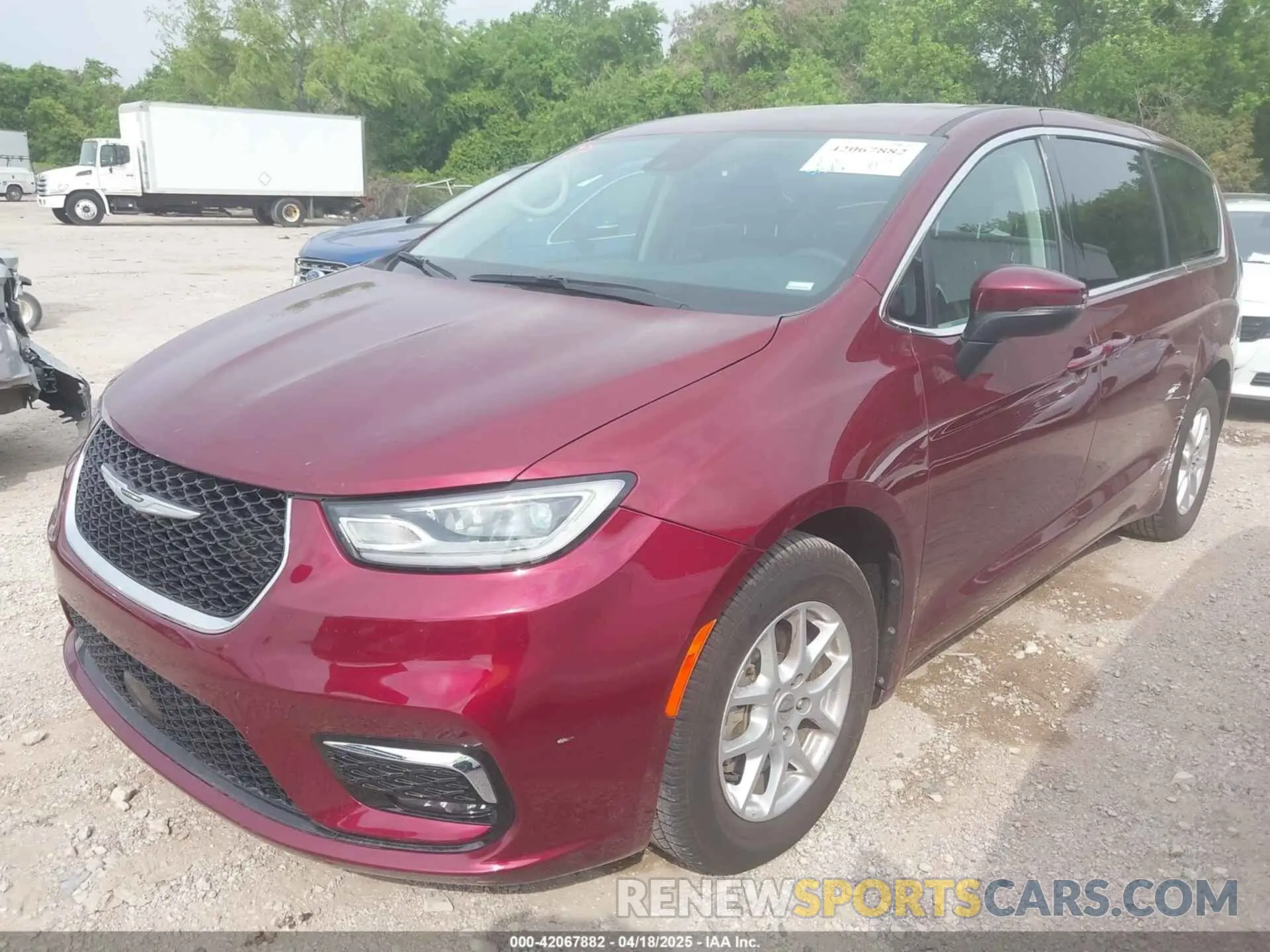 2 Photograph of a damaged car 2C4RC1BG5PR578223 CHRYSLER PACIFICA 2023