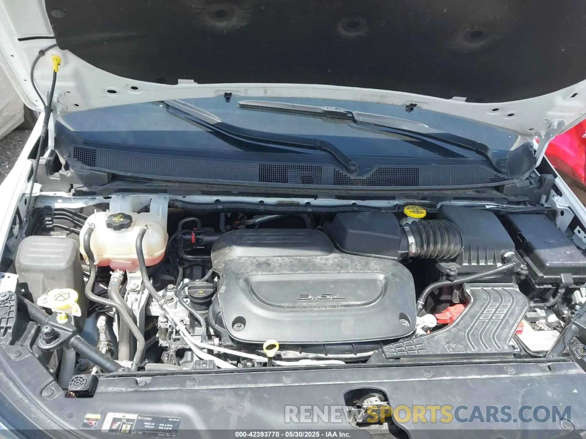 10 Photograph of a damaged car 2C4RC1BG5PR601256 CHRYSLER PACIFICA 2023