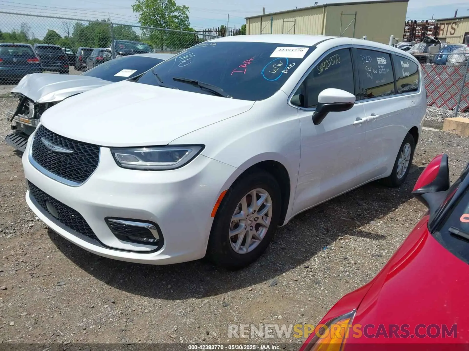 2 Photograph of a damaged car 2C4RC1BG5PR601256 CHRYSLER PACIFICA 2023