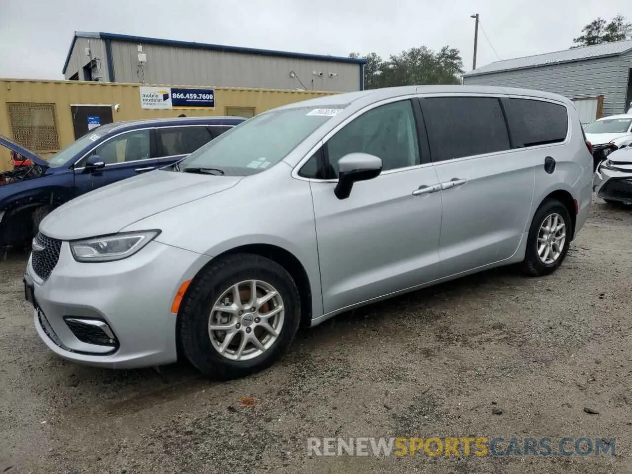 1 Photograph of a damaged car 2C4RC1BG5PR621331 CHRYSLER PACIFICA 2023