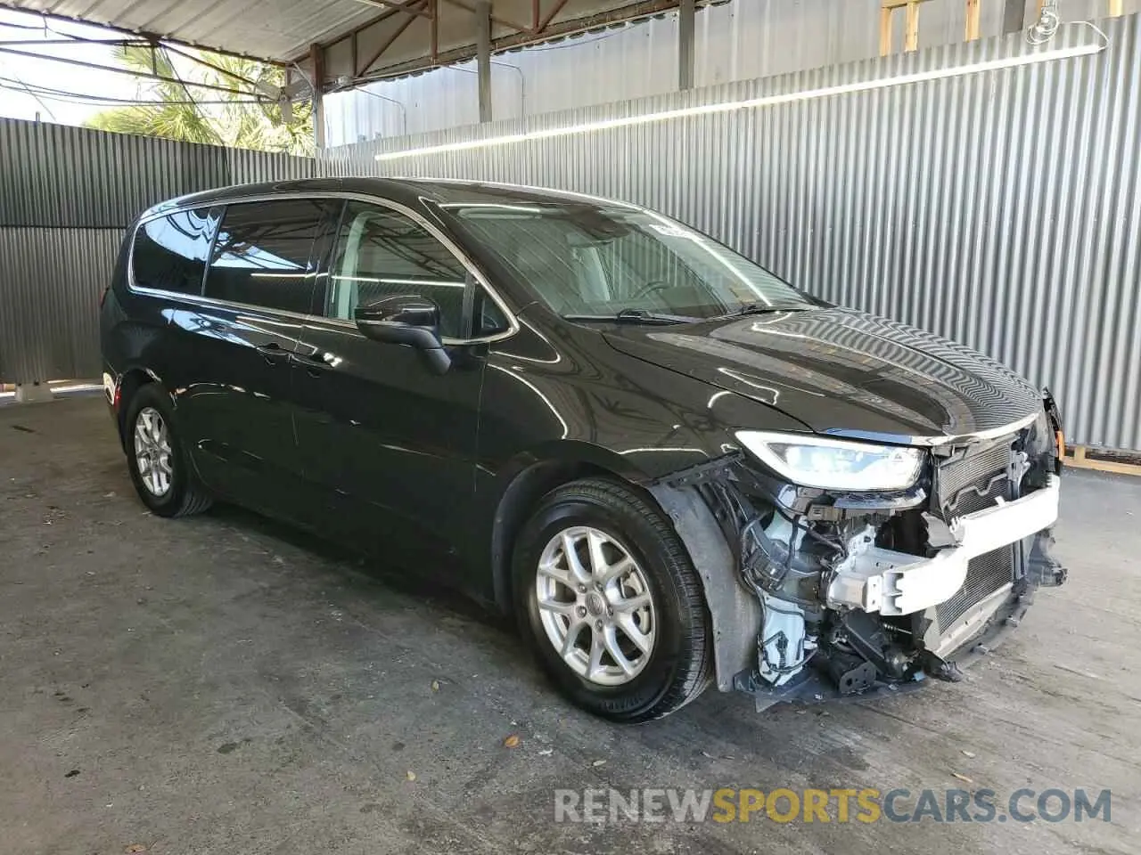 4 Photograph of a damaged car 2C4RC1BG5PR624648 CHRYSLER PACIFICA 2023