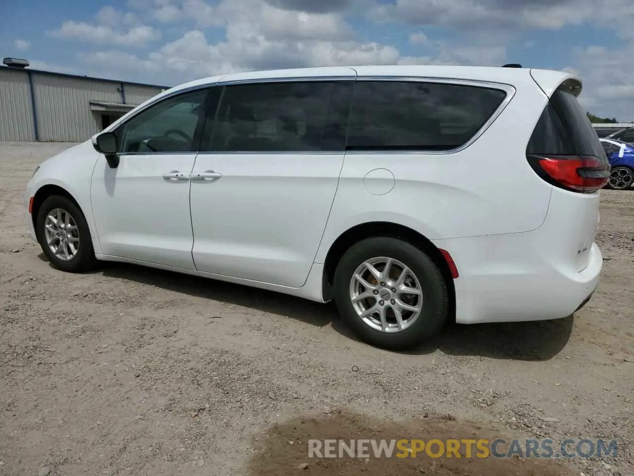 2 Photograph of a damaged car 2C4RC1BG6PR505247 CHRYSLER PACIFICA 2023
