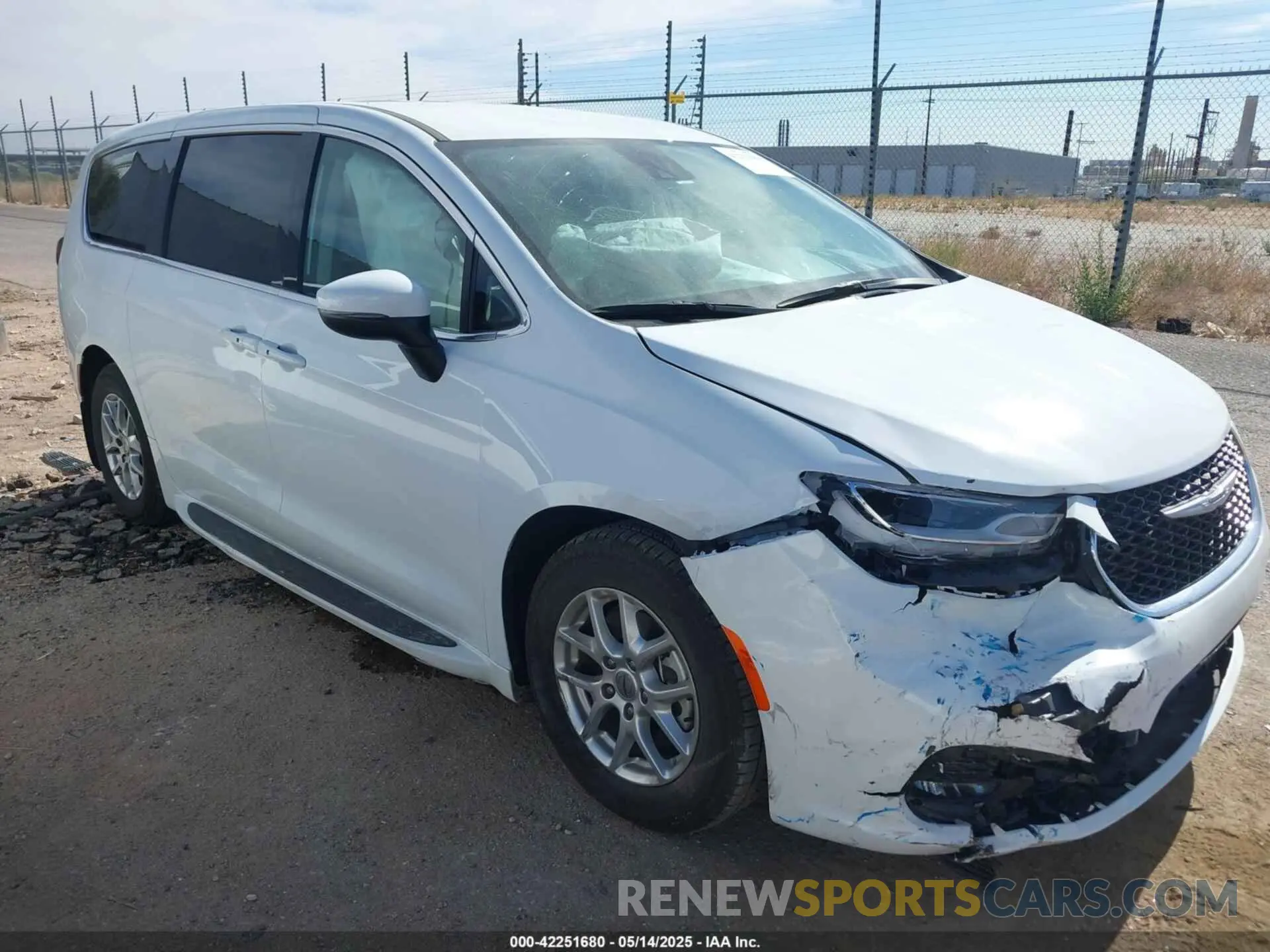 1 Photograph of a damaged car 2C4RC1BG6PR531640 CHRYSLER PACIFICA 2023