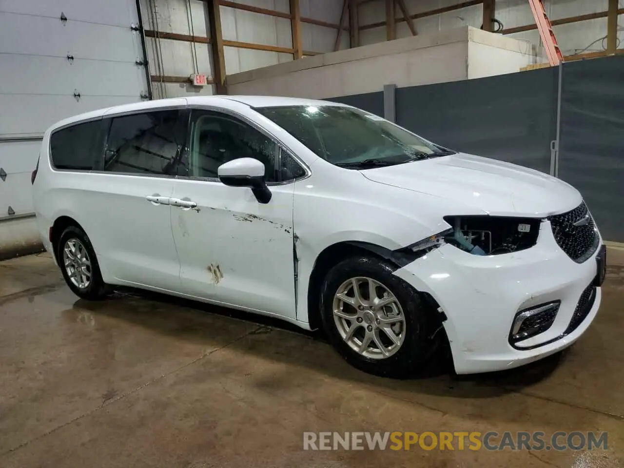4 Photograph of a damaged car 2C4RC1BG6PR550608 CHRYSLER PACIFICA 2023