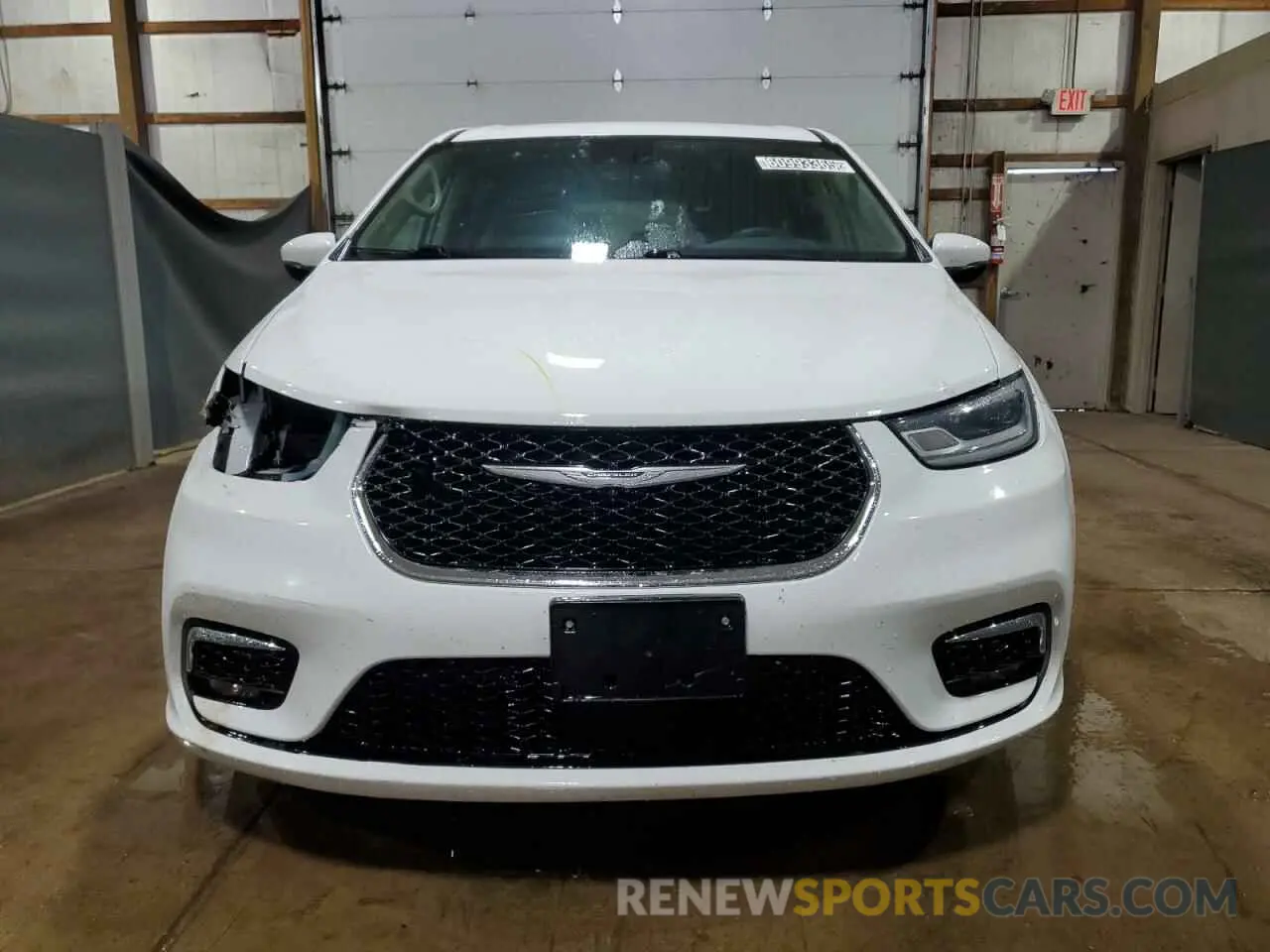 5 Photograph of a damaged car 2C4RC1BG6PR550608 CHRYSLER PACIFICA 2023