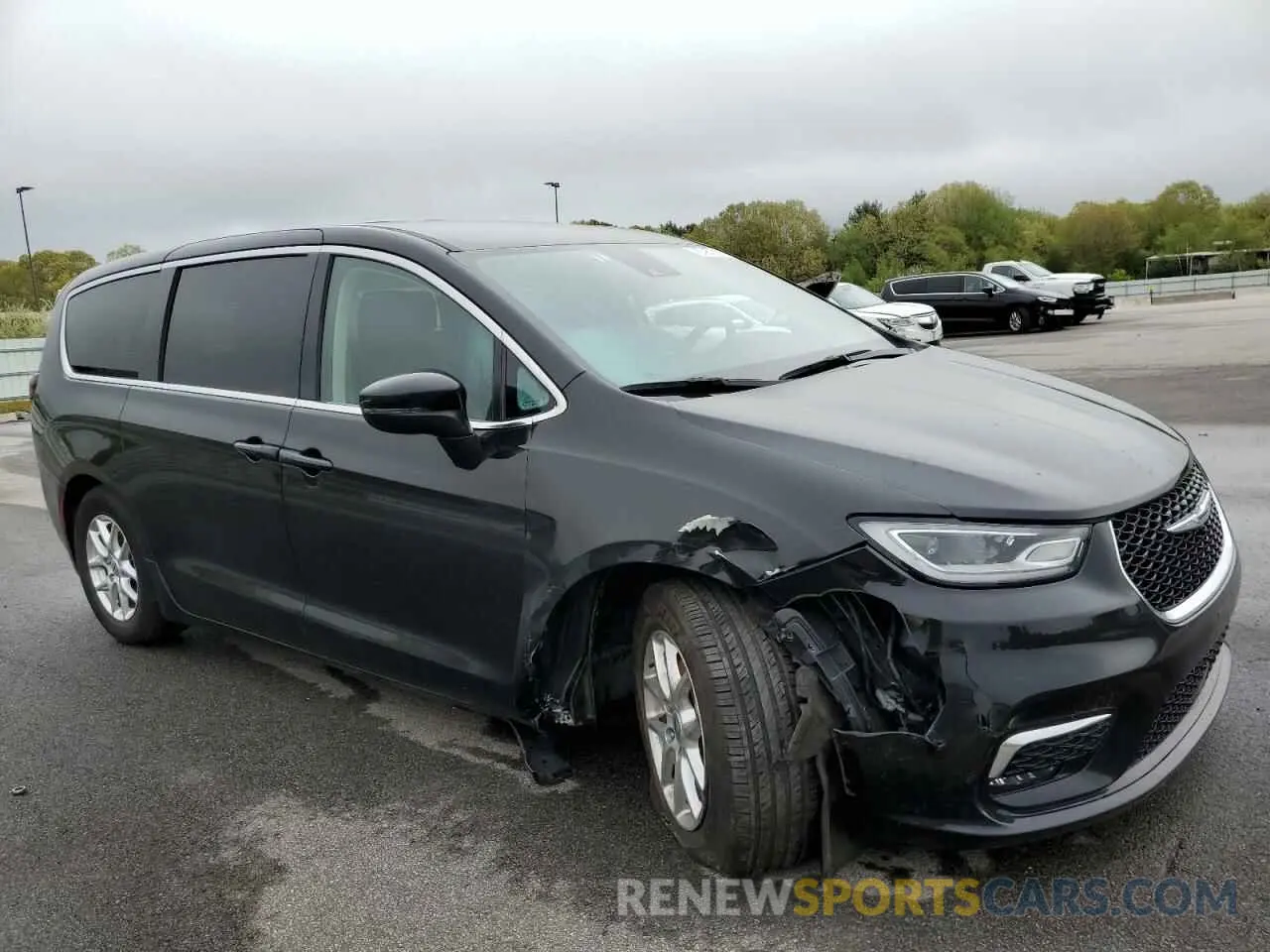 4 Photograph of a damaged car 2C4RC1BG6PR574035 CHRYSLER PACIFICA 2023