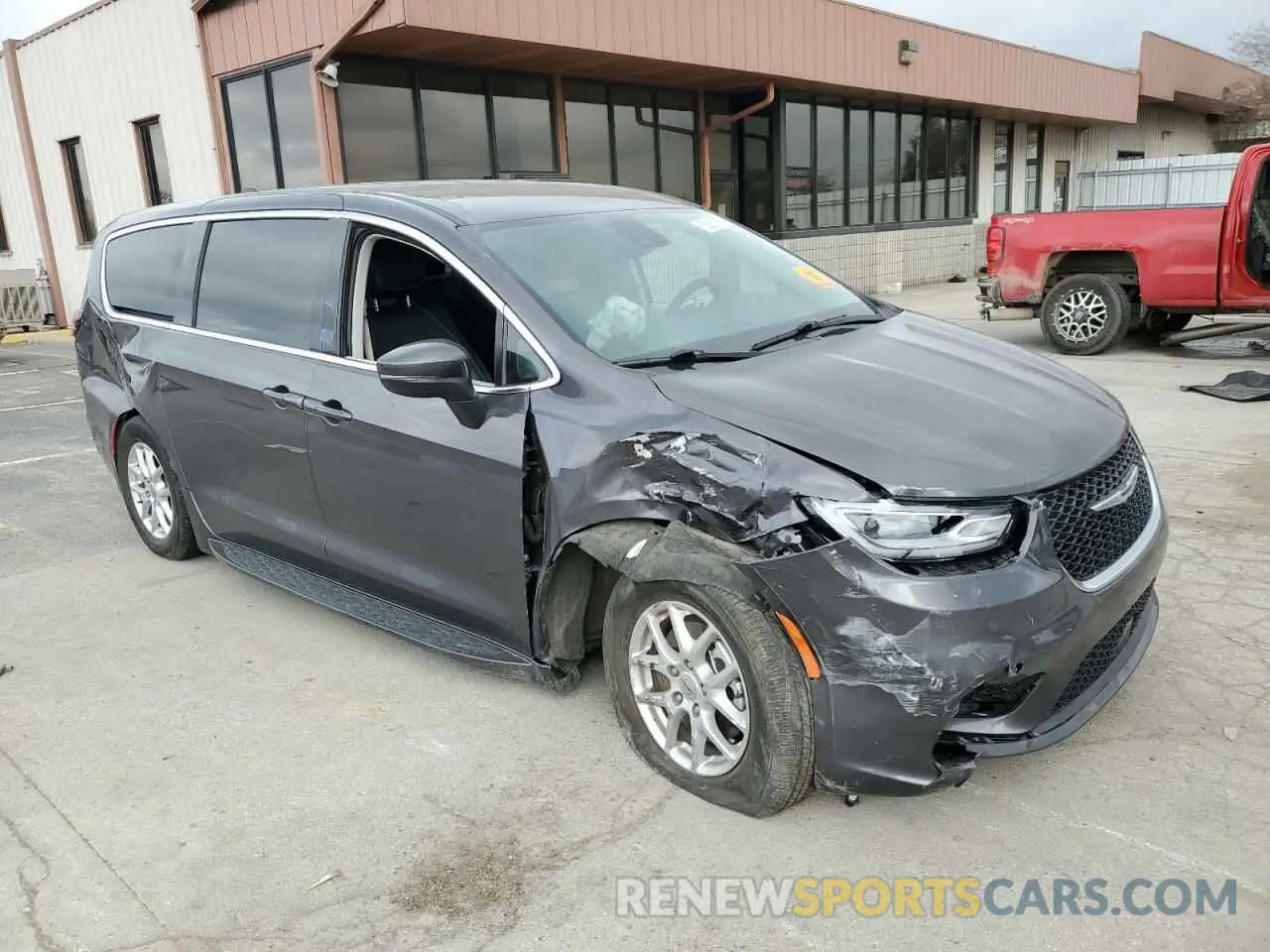 4 Photograph of a damaged car 2C4RC1BG6PR575203 CHRYSLER PACIFICA 2023