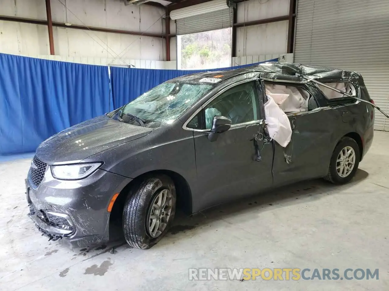 1 Photograph of a damaged car 2C4RC1BG6PR591479 CHRYSLER PACIFICA 2023